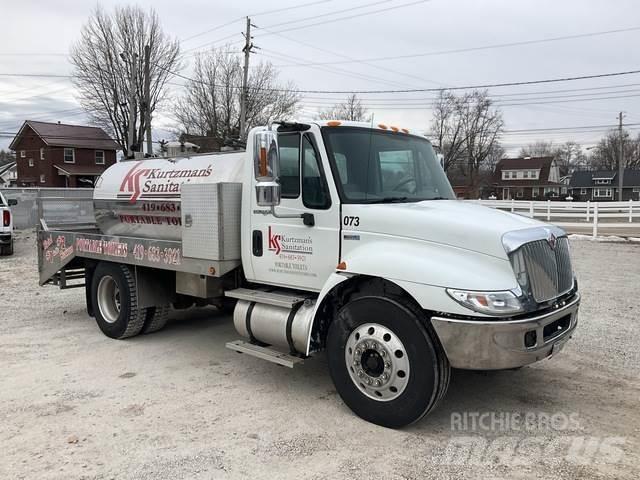 International  Sewage disposal Trucks