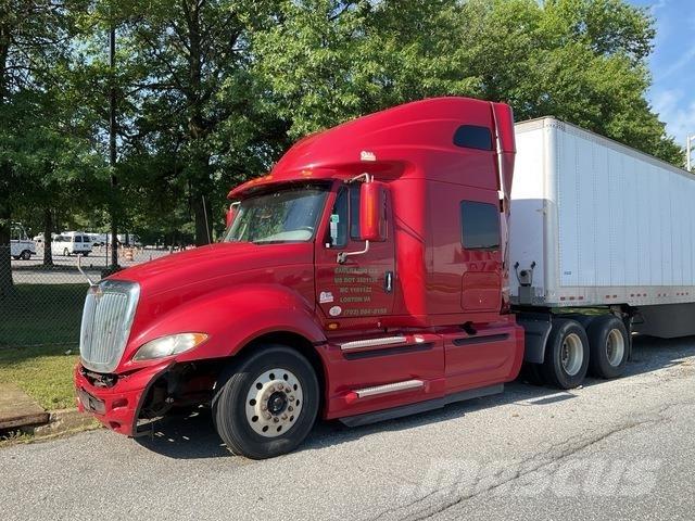 International  Truck Tractor Units