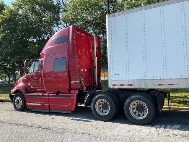 International  Truck Tractor Units