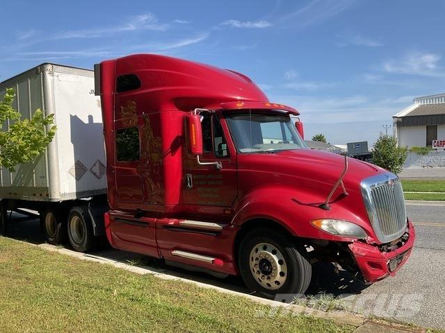 International  Truck Tractor Units