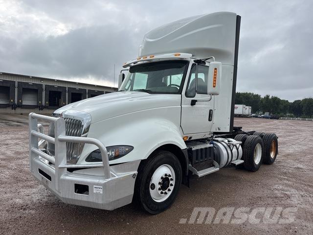 International  Truck Tractor Units
