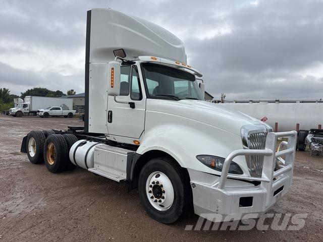 International  Truck Tractor Units