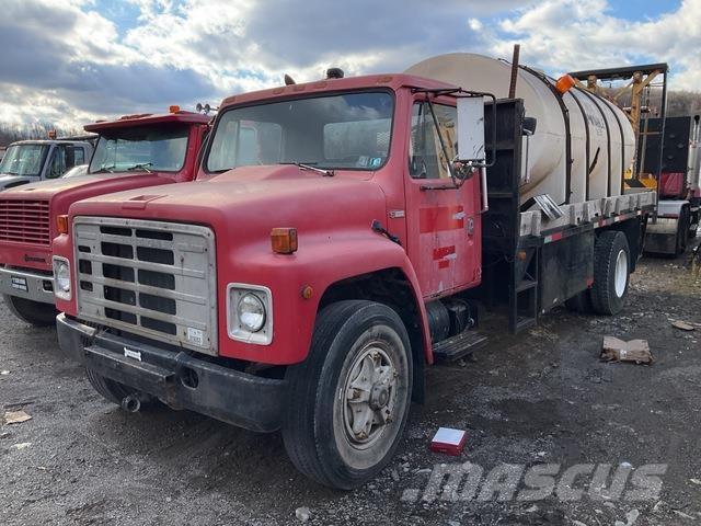 International  Flatbed/Dropside trucks