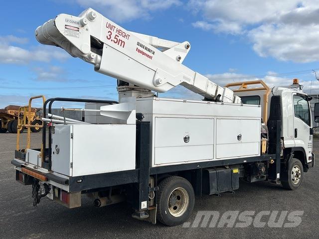 Isuzu FRR600 Truck mounted aerial platforms