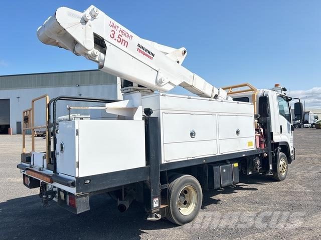 Isuzu FRR600 Truck mounted aerial platforms