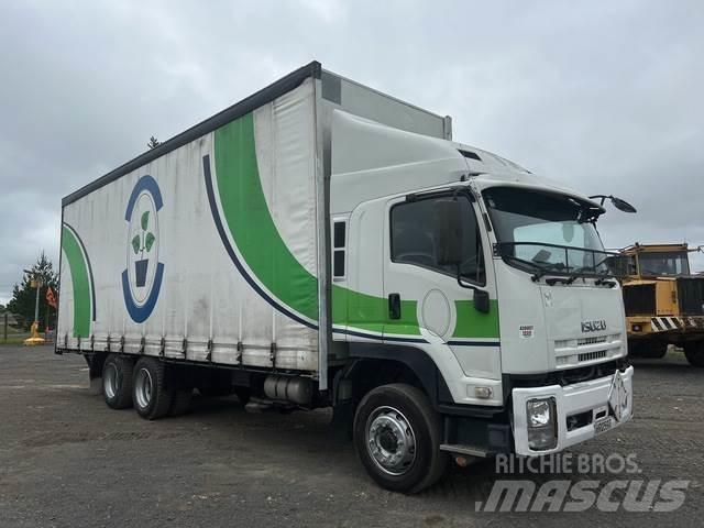 Isuzu FVR950M Tautliner/curtainside trucks