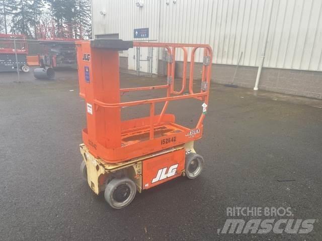JLG 1230ES Vertical mast lifts