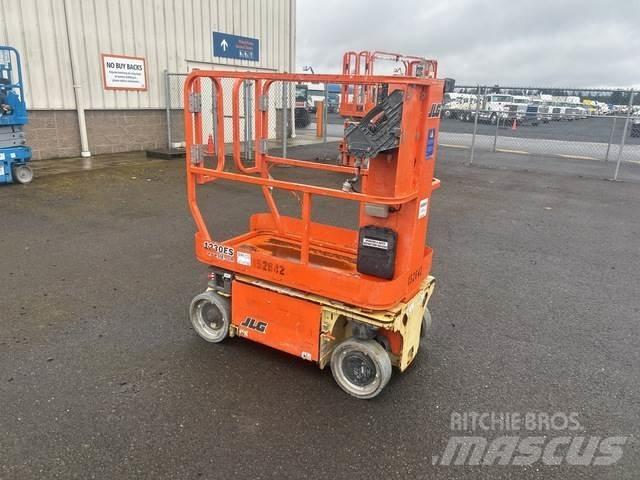 JLG 1230ES Vertical mast lifts