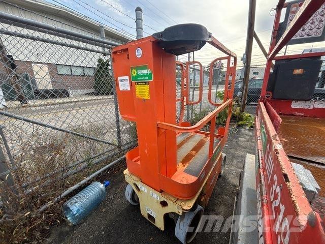 JLG 1230ES Vertical mast lifts