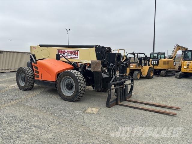 JLG 1255 Telescopic handlers
