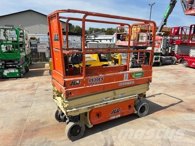 JLG 1930ES Scissor lifts