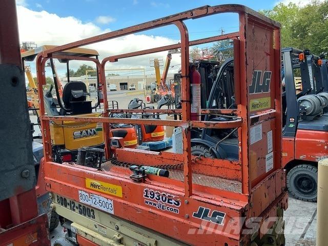 JLG 1930ES Scissor lifts
