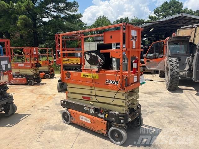 JLG 1932R Scissor lifts