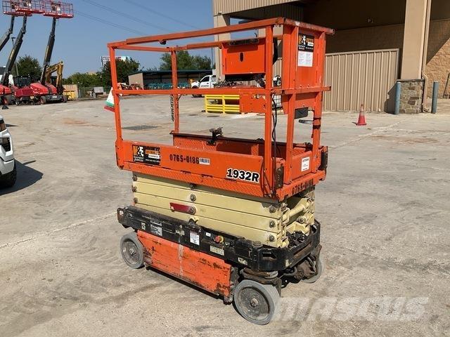 JLG 1932R Scissor lifts