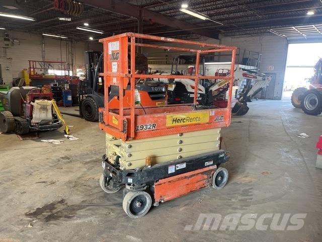 JLG 1932R Scissor lifts