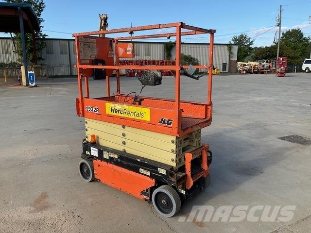 JLG 1932R Scissor lifts