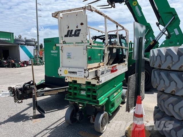 JLG 2032ES Scissor lifts