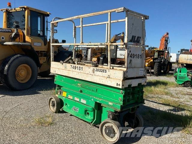 JLG 2032ES Scissor lifts