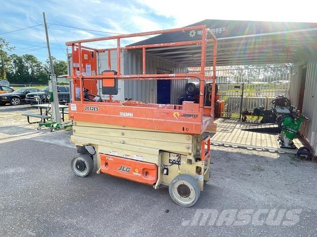 JLG 2032ES Scissor lifts
