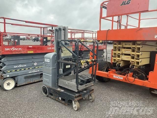 JLG 20MVL Vertical mast lifts