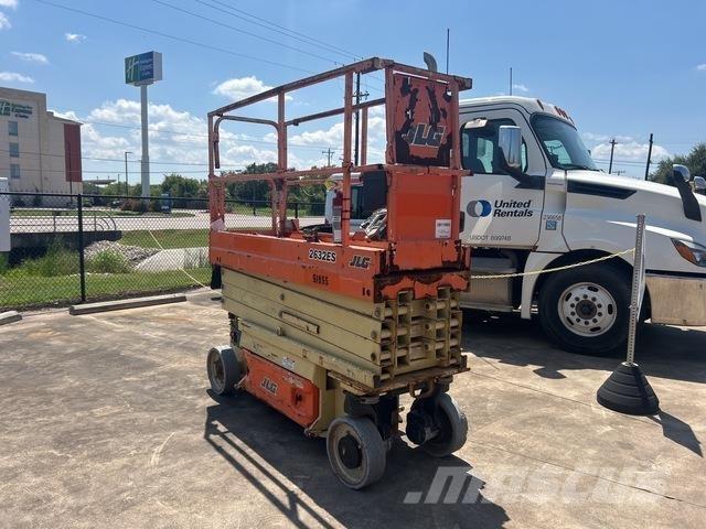 JLG 2632ES Scissor lifts