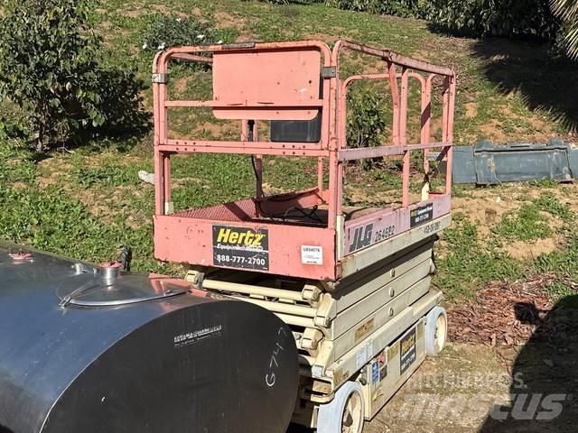 JLG 2646-E2 Scissor lifts