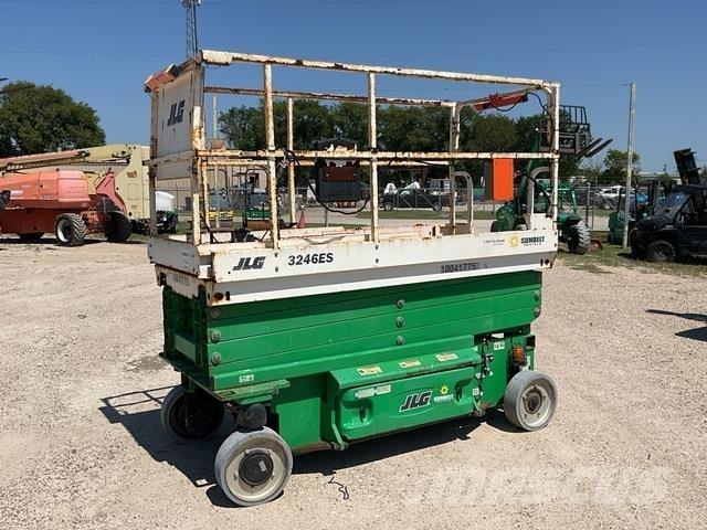 JLG 3246ES Scissor lifts