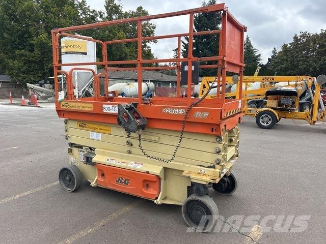 JLG 3246ES Scissor lifts