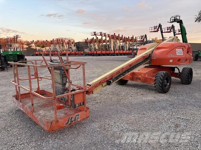 JLG 400S Telescopic boom lifts
