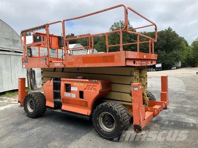JLG 4394 RT Scissor lifts