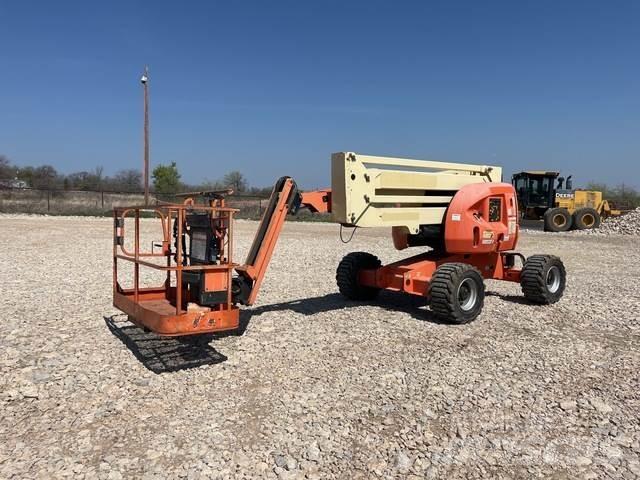JLG 450AJ Articulated boom lifts
