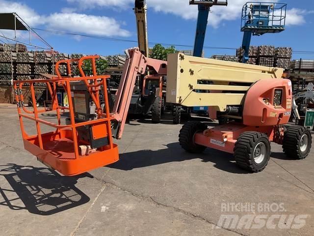 JLG 450AJ Articulated boom lifts