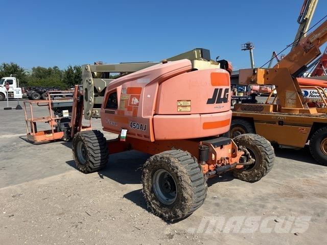 JLG 450AJ Articulated boom lifts