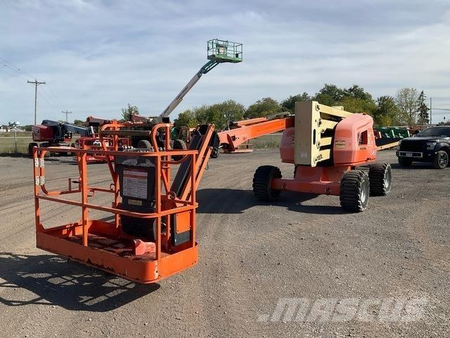 JLG 450AJ Articulated boom lifts