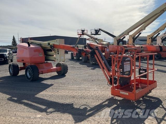 JLG 450AJ Articulated boom lifts