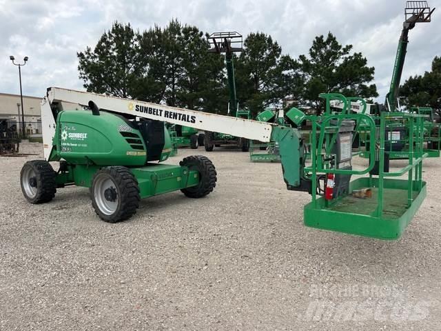 JLG 600A Articulated boom lifts