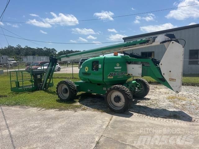 JLG 600AJ Articulated boom lifts