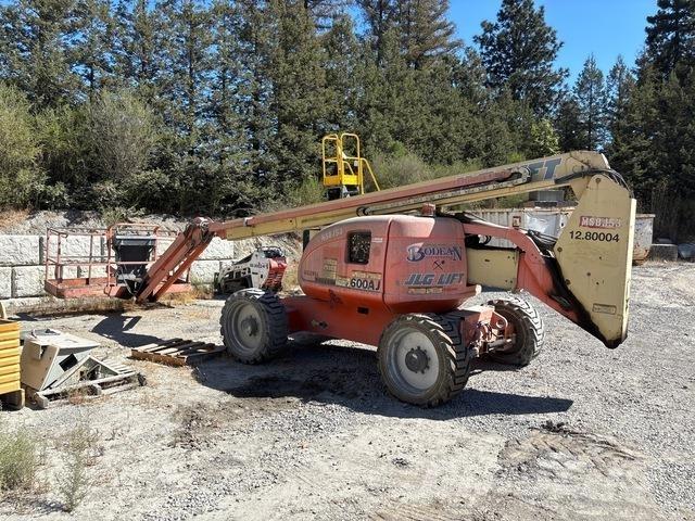 JLG 600AJ Articulated boom lifts
