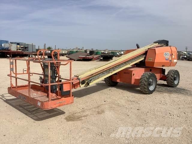 JLG 600S Telescopic boom lifts