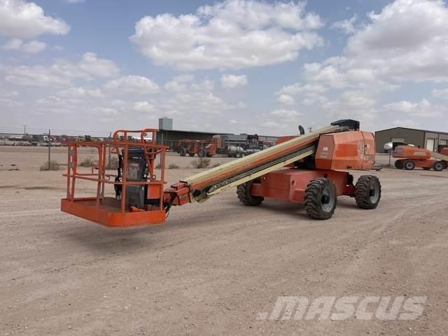 JLG 600S Telescopic boom lifts