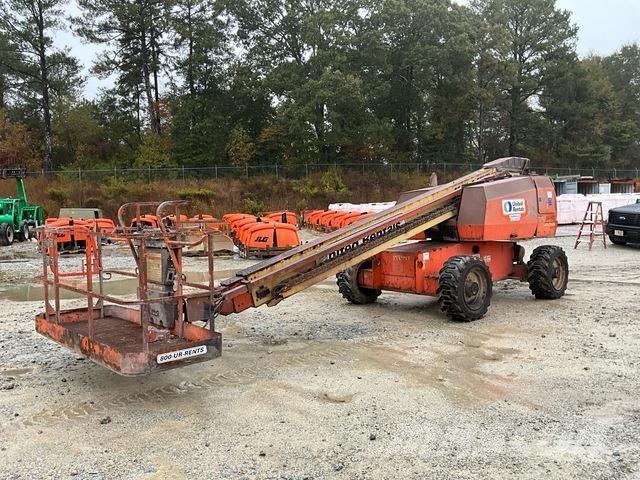 JLG 600S Telescopic boom lifts