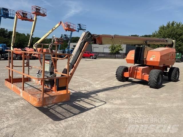 JLG 800AJ Articulated boom lifts