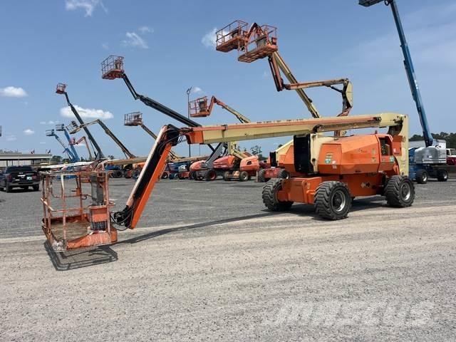 JLG 800AJ Articulated boom lifts