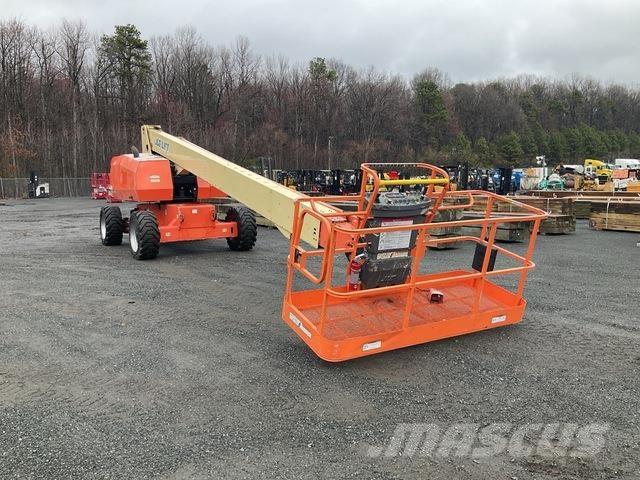 JLG 800S Telescopic boom lifts