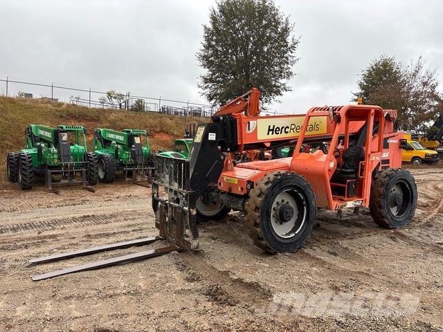 JLG 8042 Telescopic handlers
