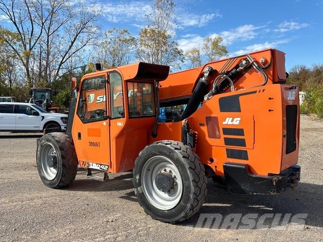JLG 8042 Telescopic handlers