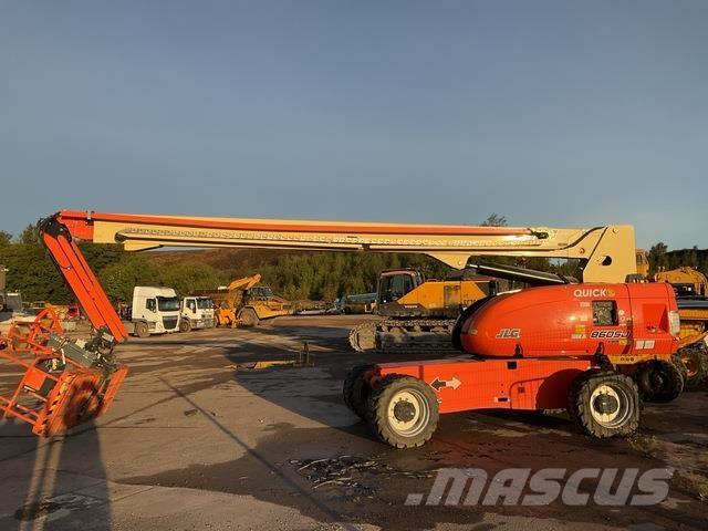JLG 860SJ Articulated boom lifts