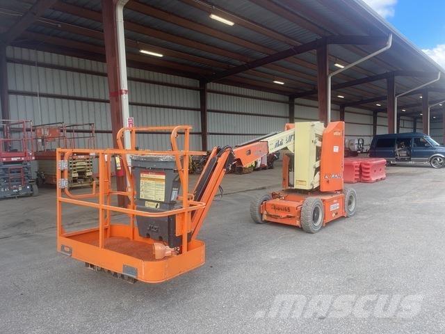 JLG E300AJ Articulated boom lifts