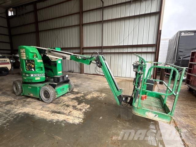 JLG E300AJ Articulated boom lifts