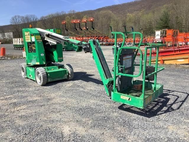 JLG E300AJP Articulated boom lifts